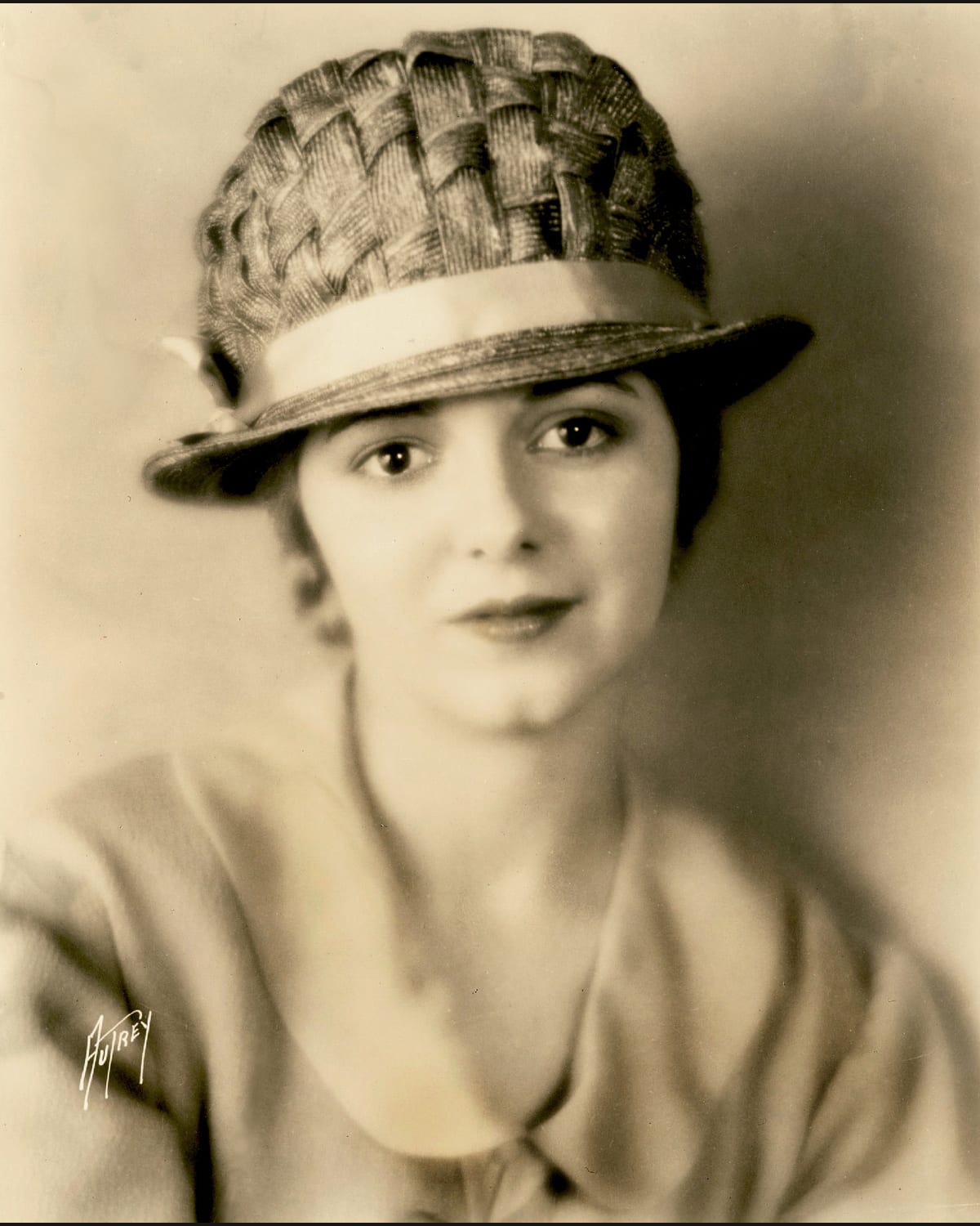 Janet Gaynor in a publicity portrait for Sunrise
